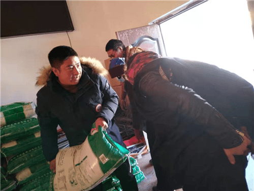 麦尔玛镇人口_玛奇玛图片