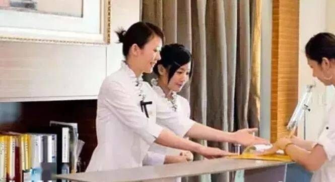 物业是做什么工作 7ecee5f2eadf40fe8e0439e40d89bbf5.jpeg