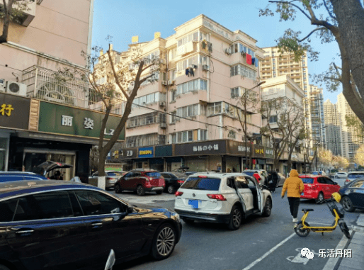 街头小巷 3830cdf040ac45b6bdc0bbd07cca6e0d.png