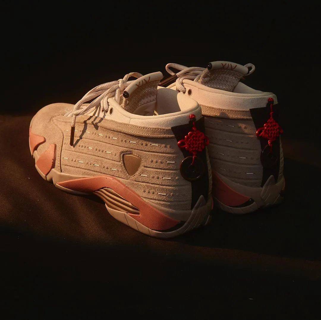 高清无码泄露！陈冠希Clot x AJ14铜钱+中国结实锤发售！_手机搜狐网