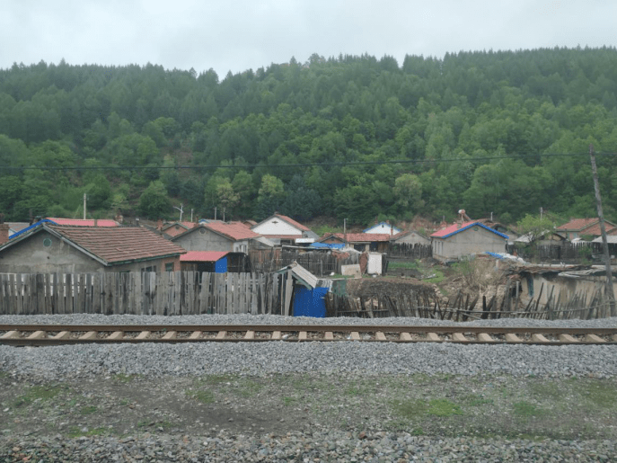 长白山是东北圣山，但首次登顶主峰的，却是个臭名昭著的洋探险家