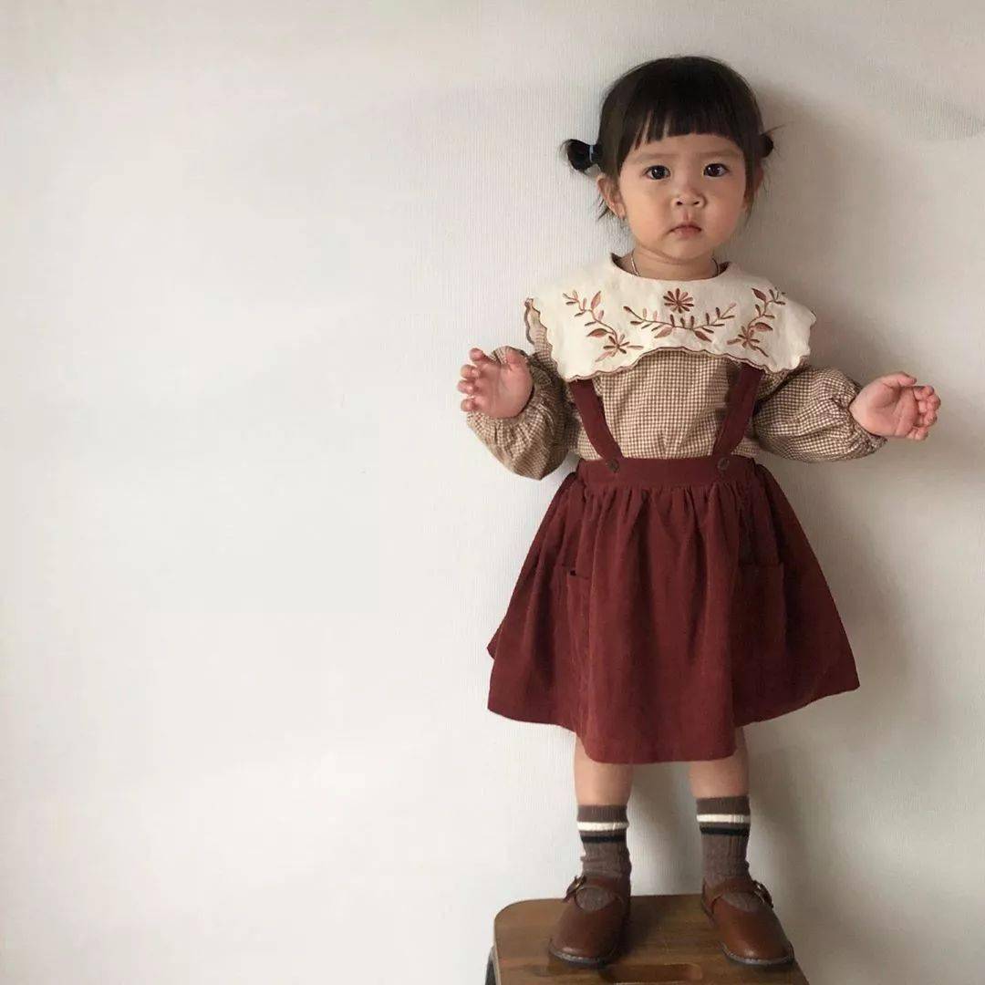 搭配服装表情包 24dc12110a22472cbbc8416849a0dc7c.jpeg