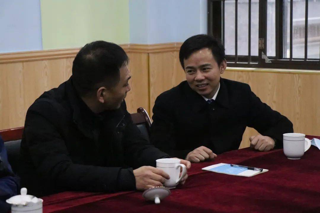 肥东县教体局职成办主任韦存和一行到翰林经开华邦校区走访检查指导工作