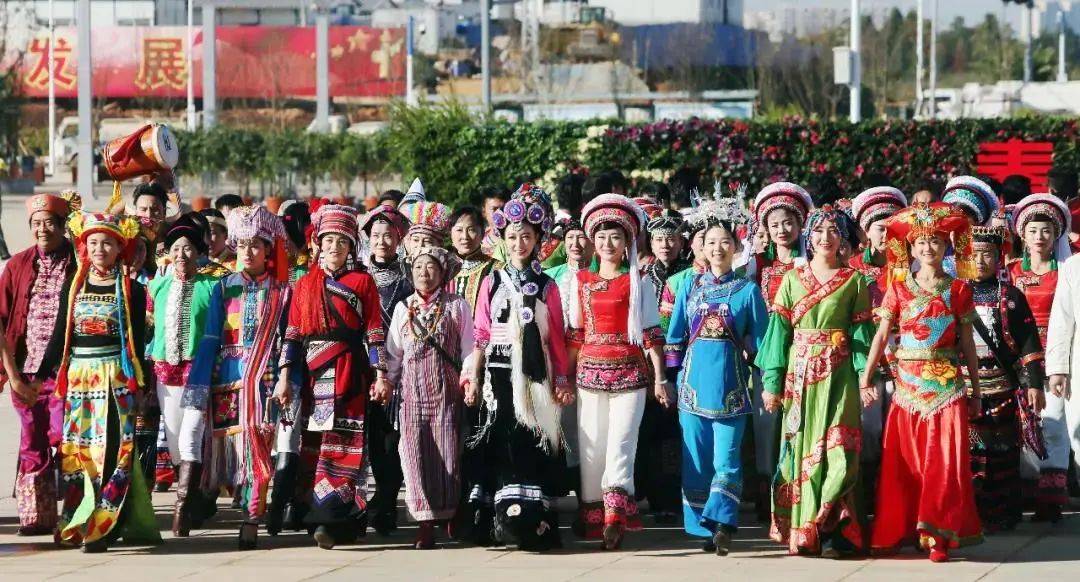 少数民族人口超过汉族_少数民族流动人口输出