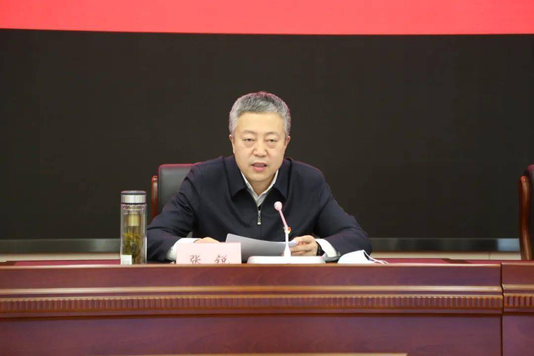 市委副书记张锐在包头市教育局讲专题党课