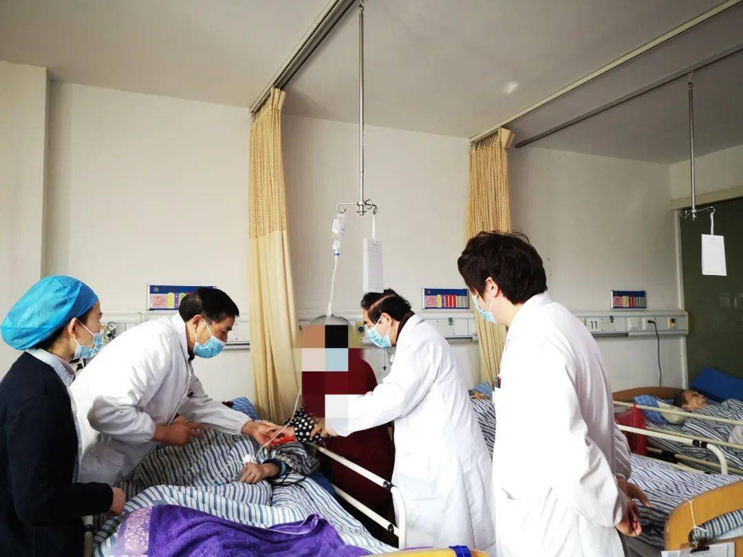 常亮是哪个医院的大夫 f889f680e586446da4dbf2a05c7f4d84.jpeg