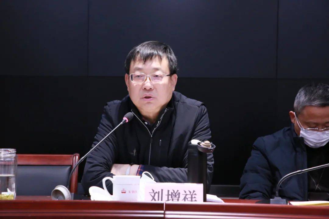 集团公司董事长刘增祥向各有关单位,各部门提出四点要求:认清当前形势