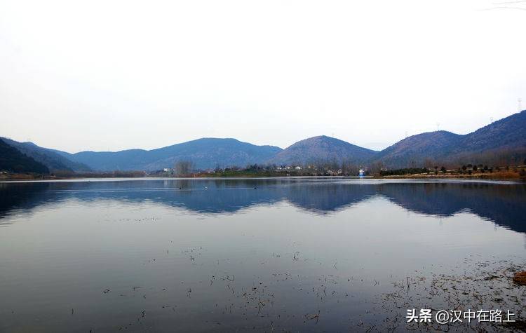 汉中陈村湖藏着冬日最美乡村风光!可惜知道的人不多