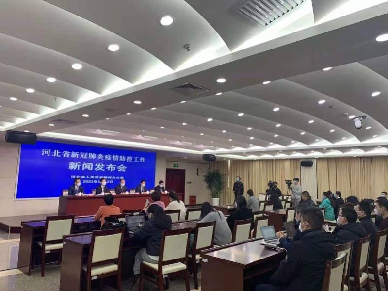 河北确诊患者七成是农民，以中老年人为主，聚集性发病多见