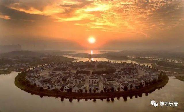 蚌埠2020年GDP_李毅大帝蚌埠回旋gif(2)