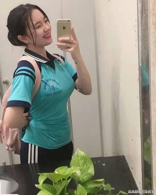 现在的小孩发育有够好的反差代表的越南学生妹