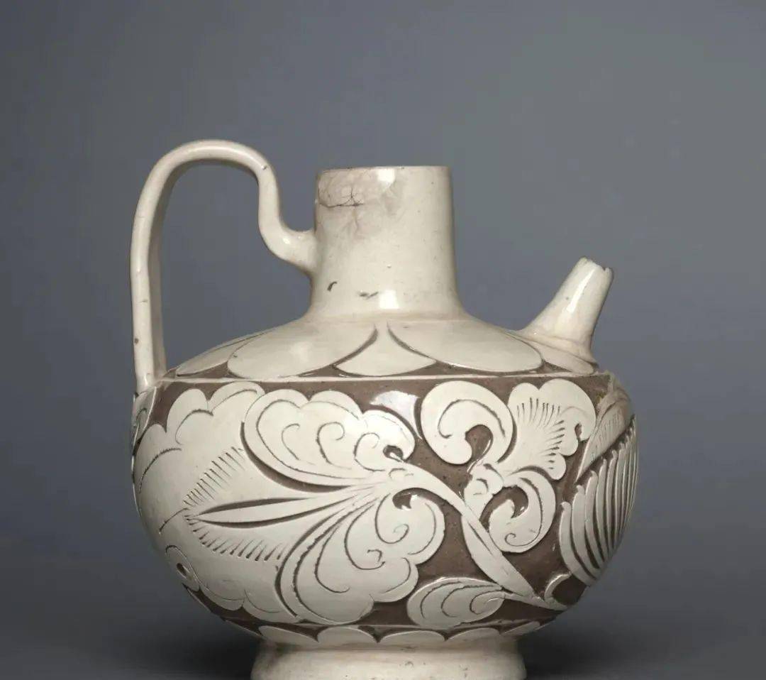 449北宋 绞胎碗直径13.3厘米来源:gift of donna and james reid2020.