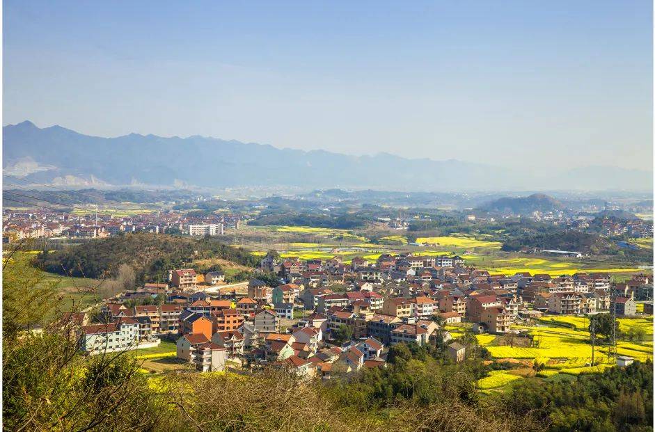 微村志江南镇珠山村
