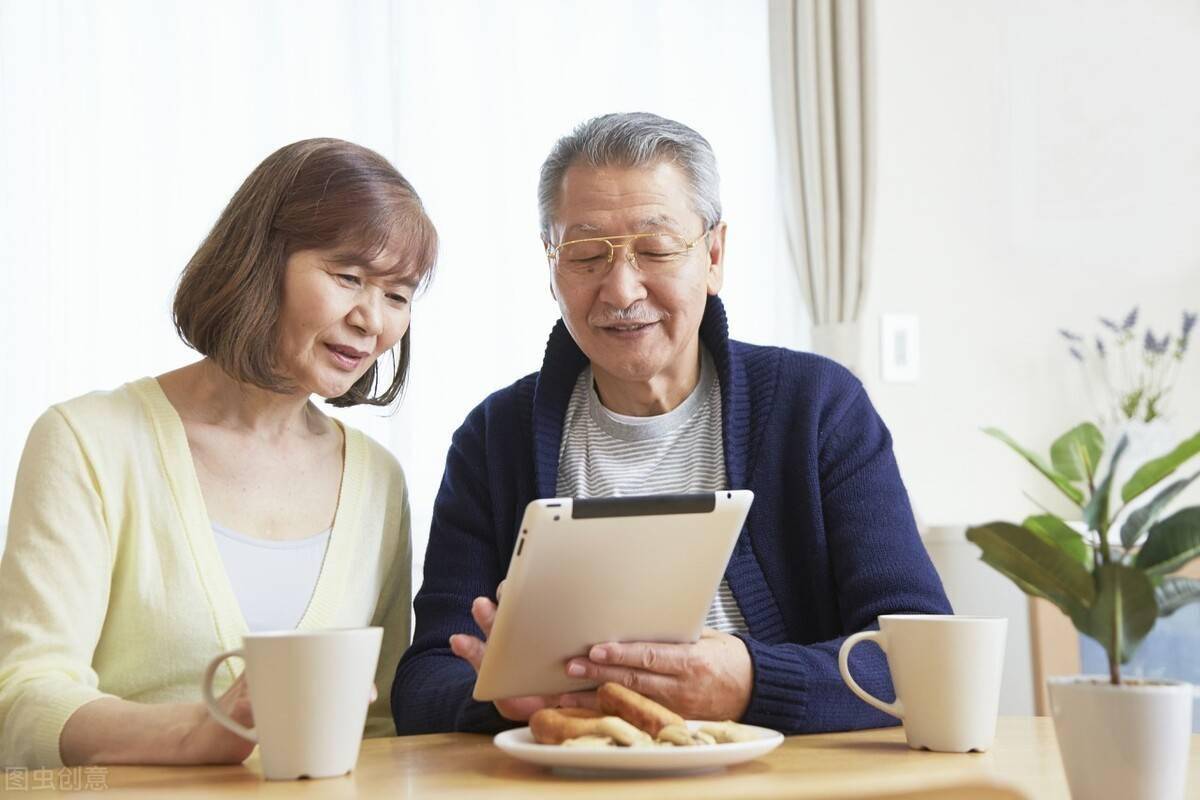 中老年人养生之法,饭后半小时做这3件事,能健康长寿