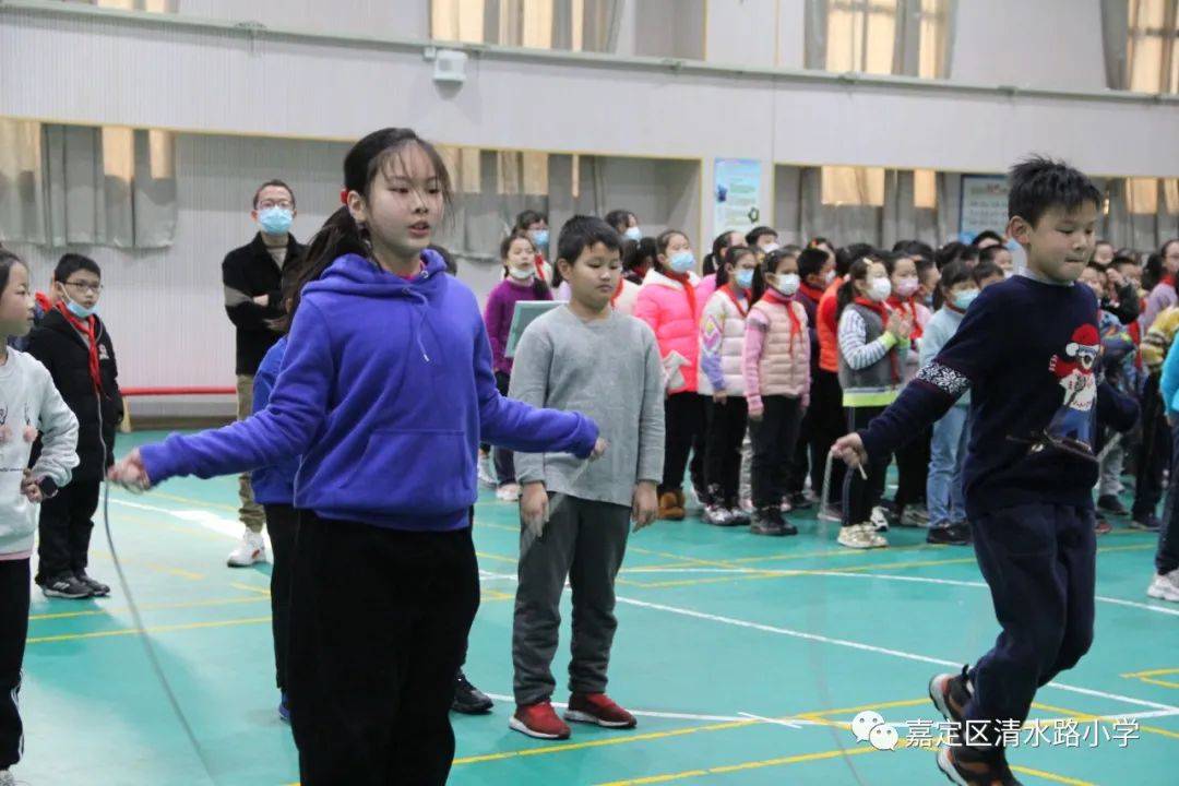 动态跃动越健康海豚展活力清水路小学举行冬季运动会