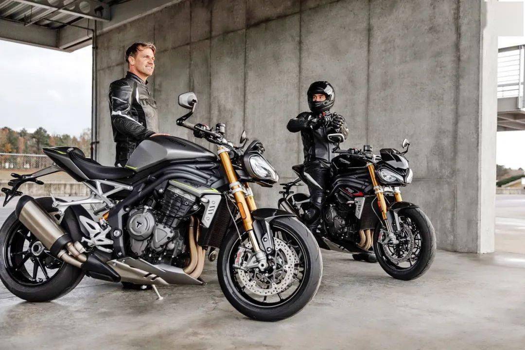 凯旋摩托发布新型街车speedtriple1200rs