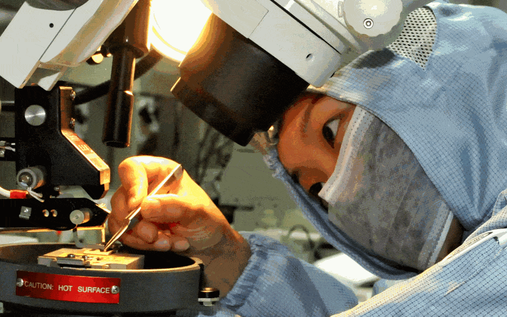 加快建设十个航天打造世界一流航天新城