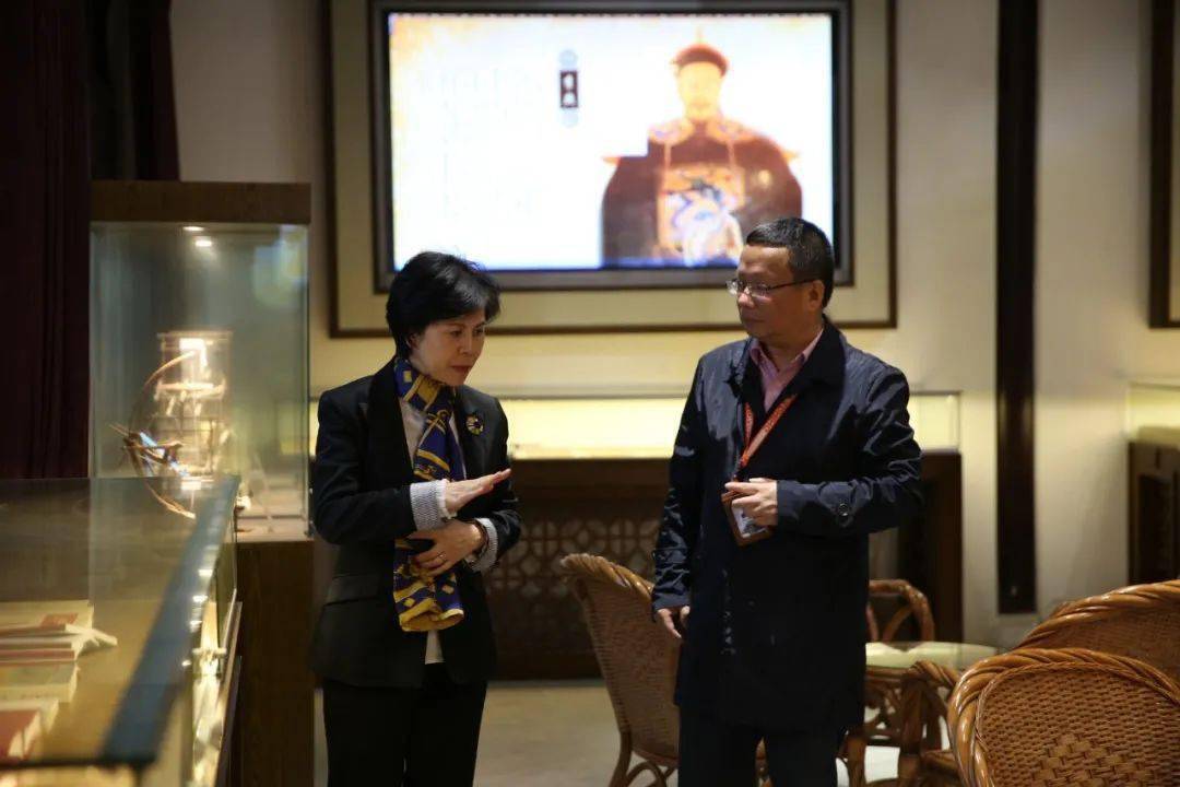 苏州十中校长周颖在有限的空间做无限的教育