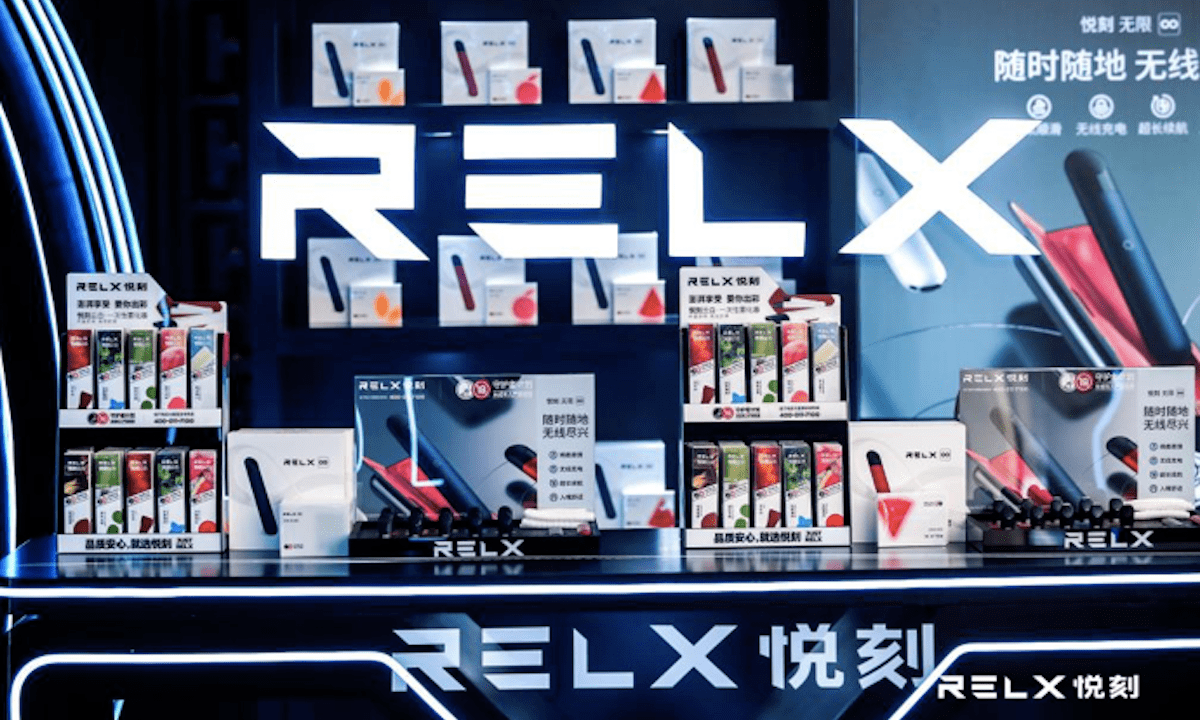 近日,relx悦刻登陆纽交所,股票代码rlx.