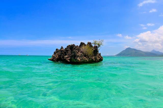 世界最美十大海岛排行榜,蜜月首选之地