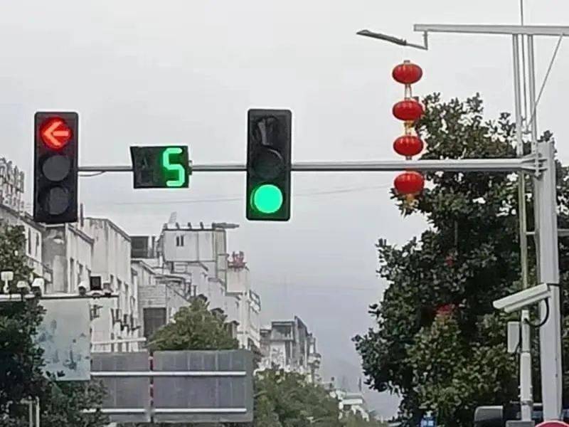 太平人,城区红绿灯的变脸您注意了吗?