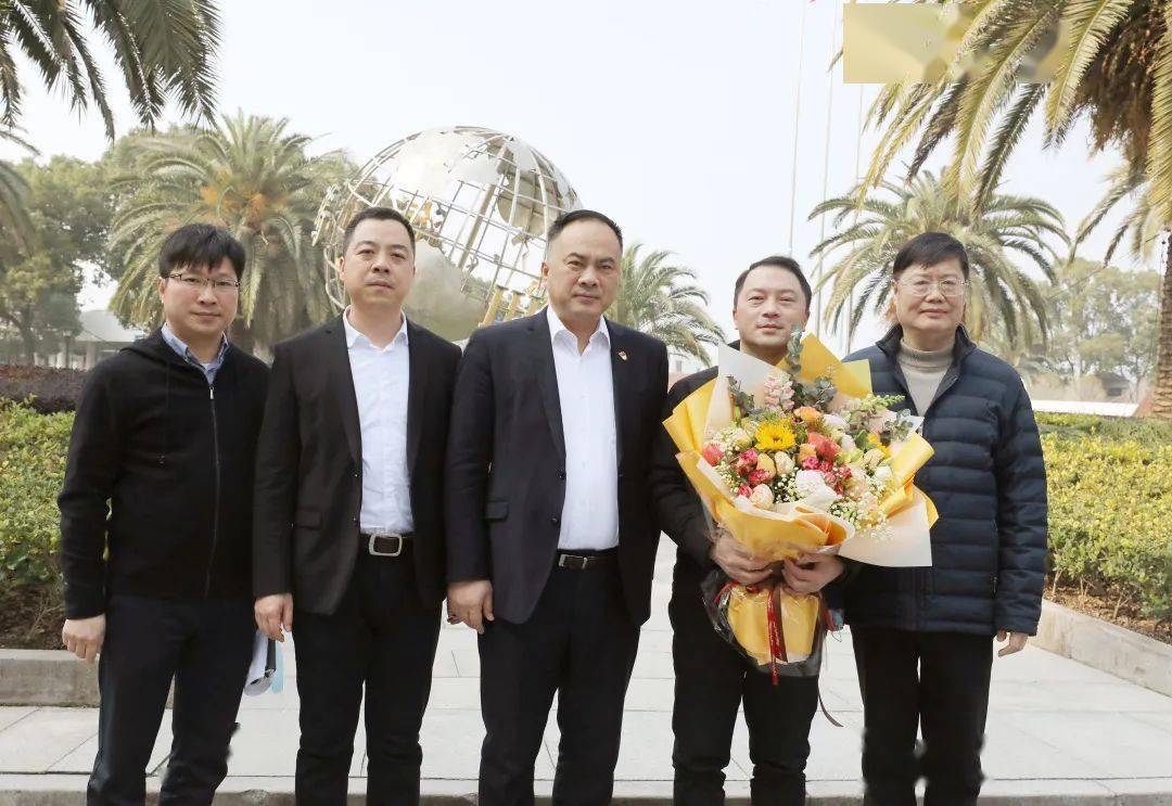 委书记王宗明,区委副书记,区长吴华丁,区委副书记马骏,区委常委陶智炳
