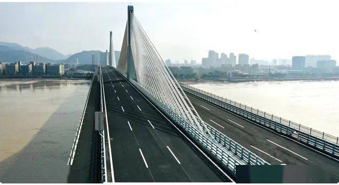 瓯江特大桥开通运行,连接104国道温州西过境
