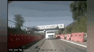 2 禁忌 错过高速出口后犹豫甚至倒车 毫不夸张地说 在高速公路上减速