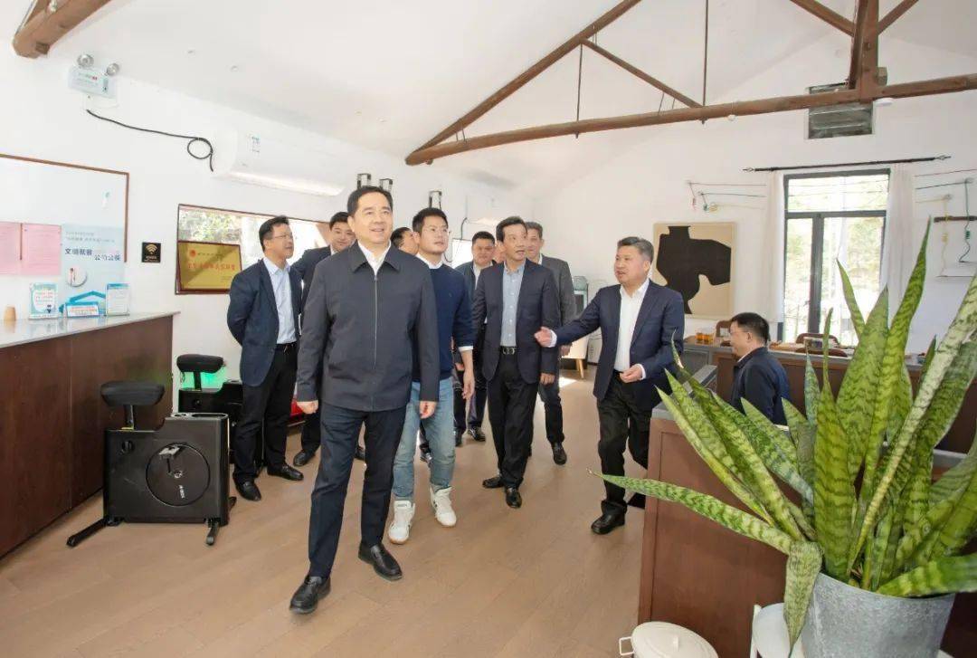 乡龙王村调研"开门红"工作,市县领导沈铭权,项乐民,宋波,钱仲良等陪同