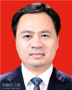 于2021年2月22日决定任命:严允为宜春市人民政府副市长,代理市长职务