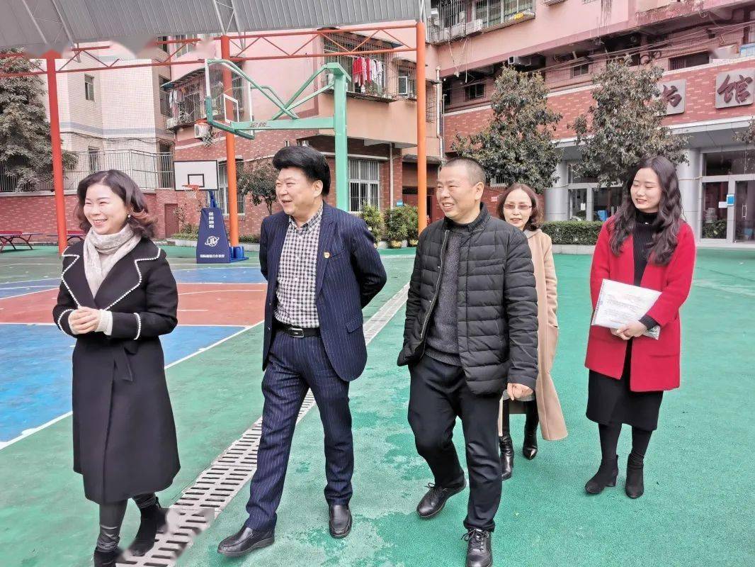 从美好的春天出发渝北区龙溪小学2021年春期开学掠影