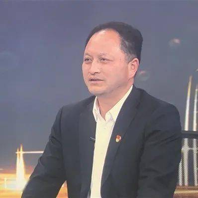 区住建局党委书记,局长金志国: 人勤春来早,实干正当时.