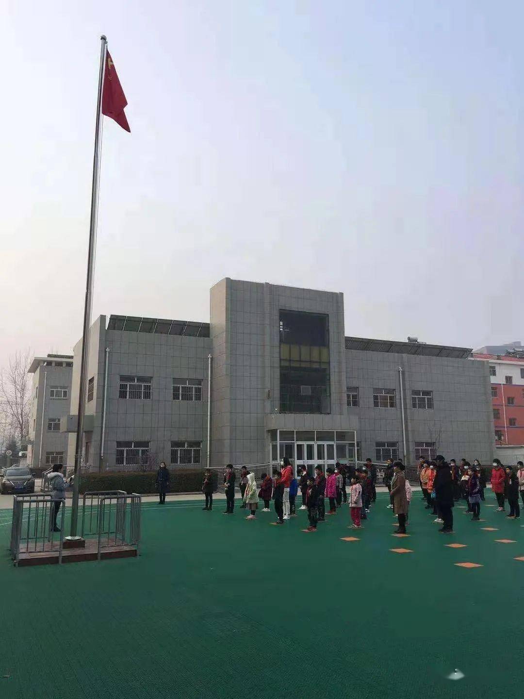 河间市特殊教育学校:传承雷锋精神,我们在行动