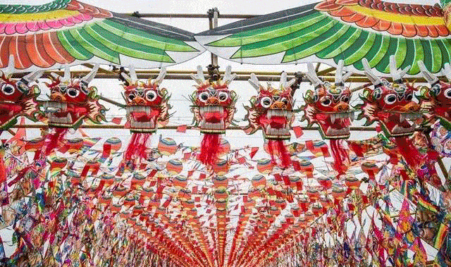 送在风筝上尽情涂鸦,争奇斗艳做一只最潮流个性的风筝发挥奇思妙想和