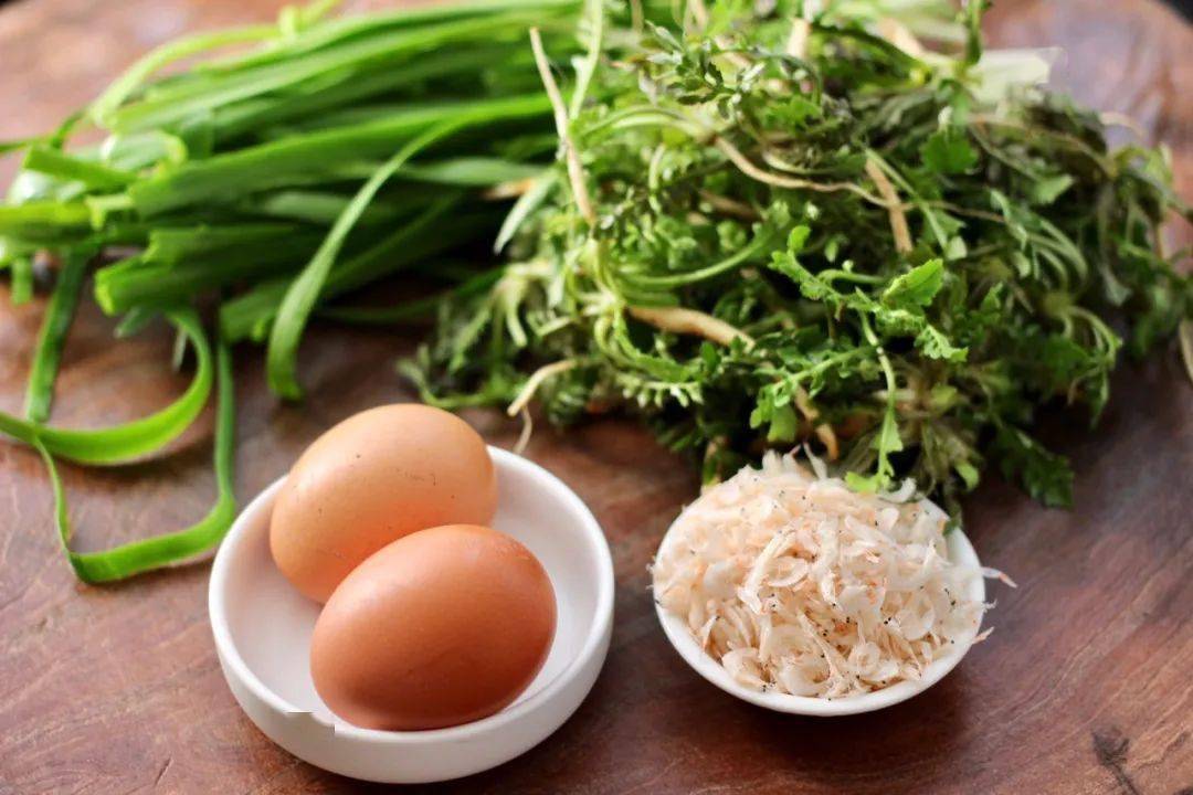 by 豆果美食达人 月色家的小厨房俗话说"阳春三月三,荠菜赛仙丹,荠菜