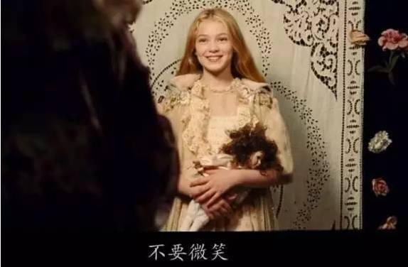 为了在上流社会赢得一席之地,不论是衣不蔽体的裸照还是受争议的淫照