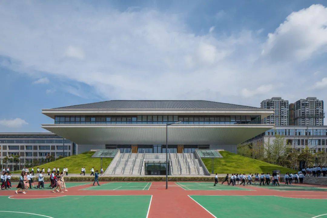 引领学校:天府第四中学校成员学校:成都市太平中学,成都天府新区合江