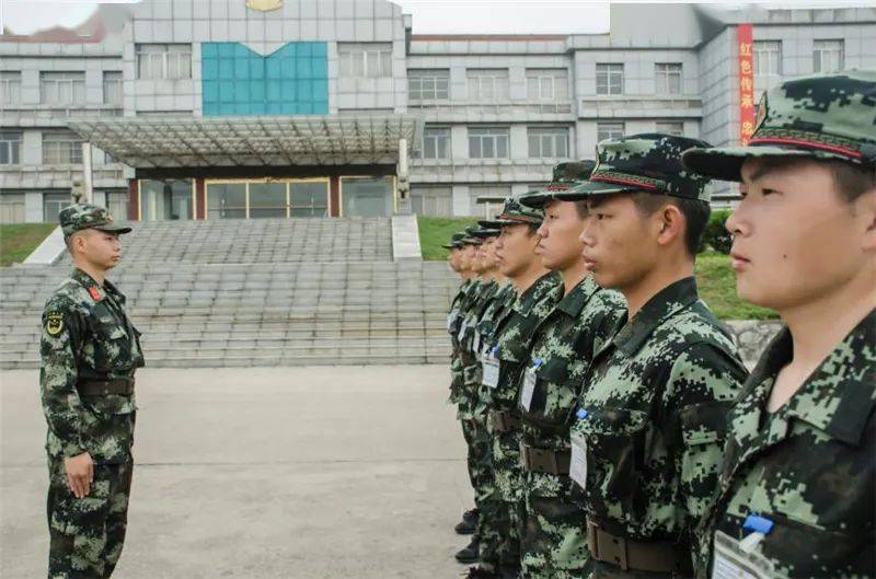 武警石嘴山支队 | 武警福建省总队机动支队 | 武警盐城支队