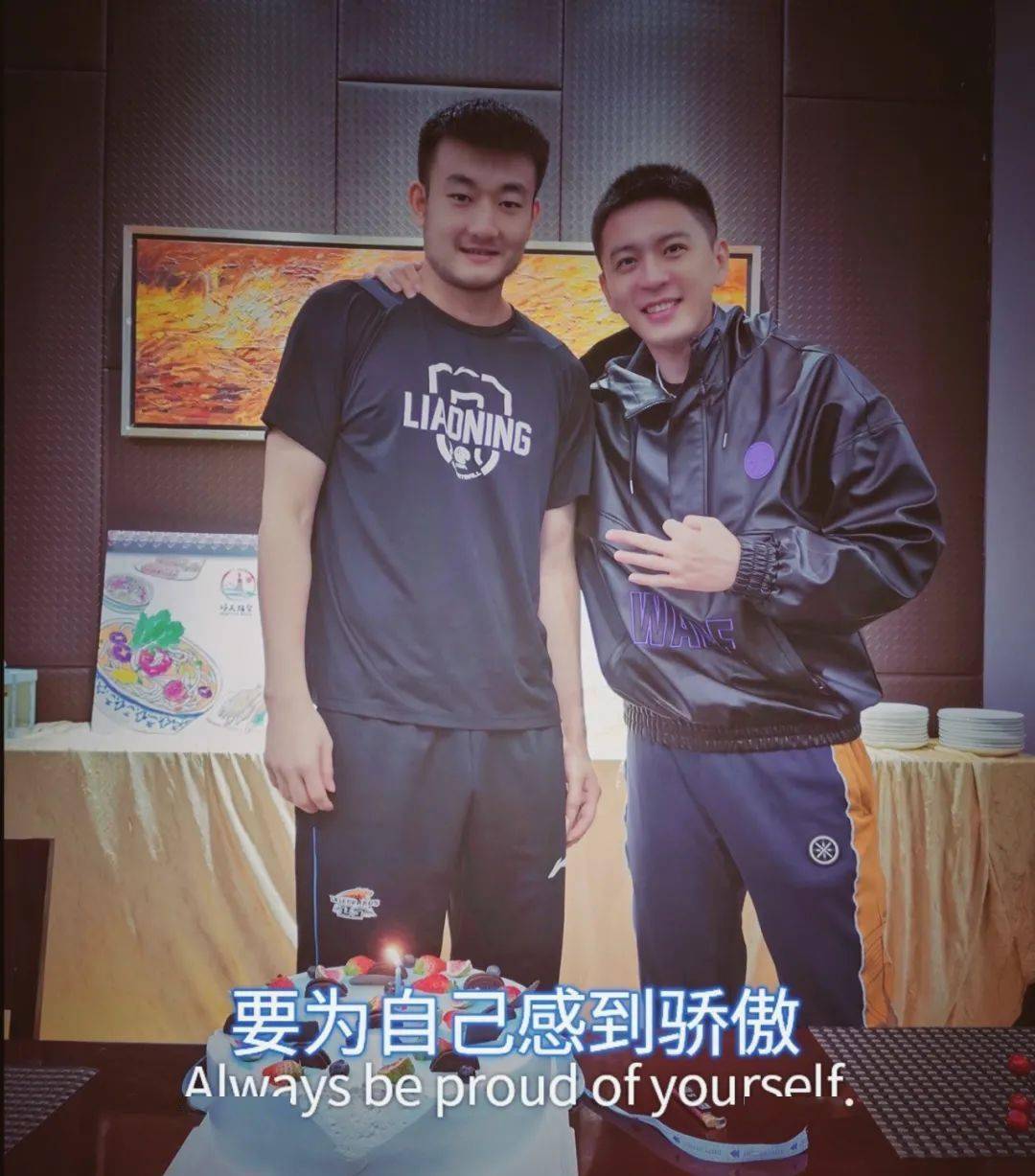 实锤了?出轨女粉丝,他还能洗白吗?_杨鸣