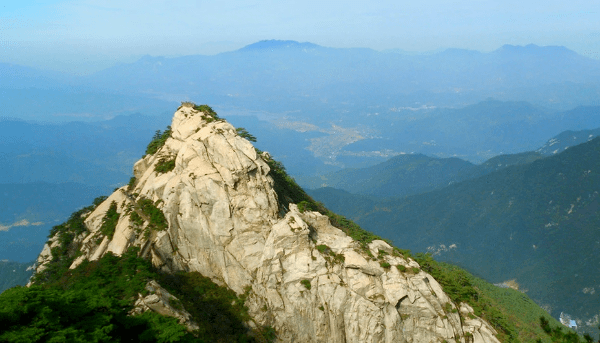 马鞍山:采石矶风景区