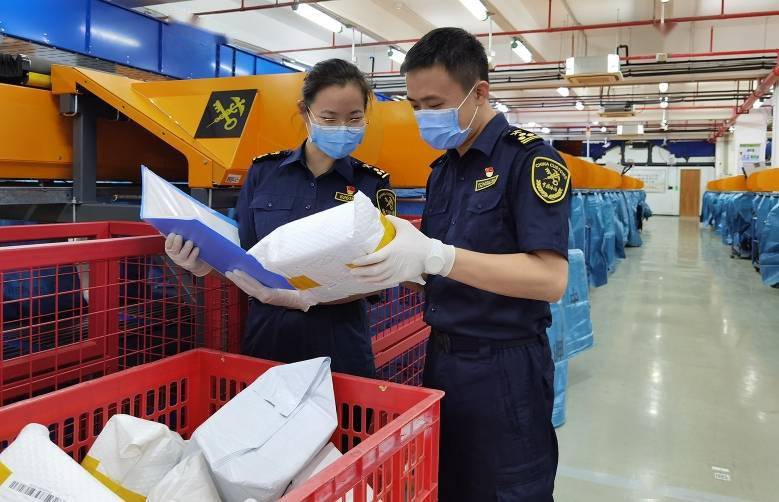 黄埔海关:保通关顺畅 劳动者最美丽