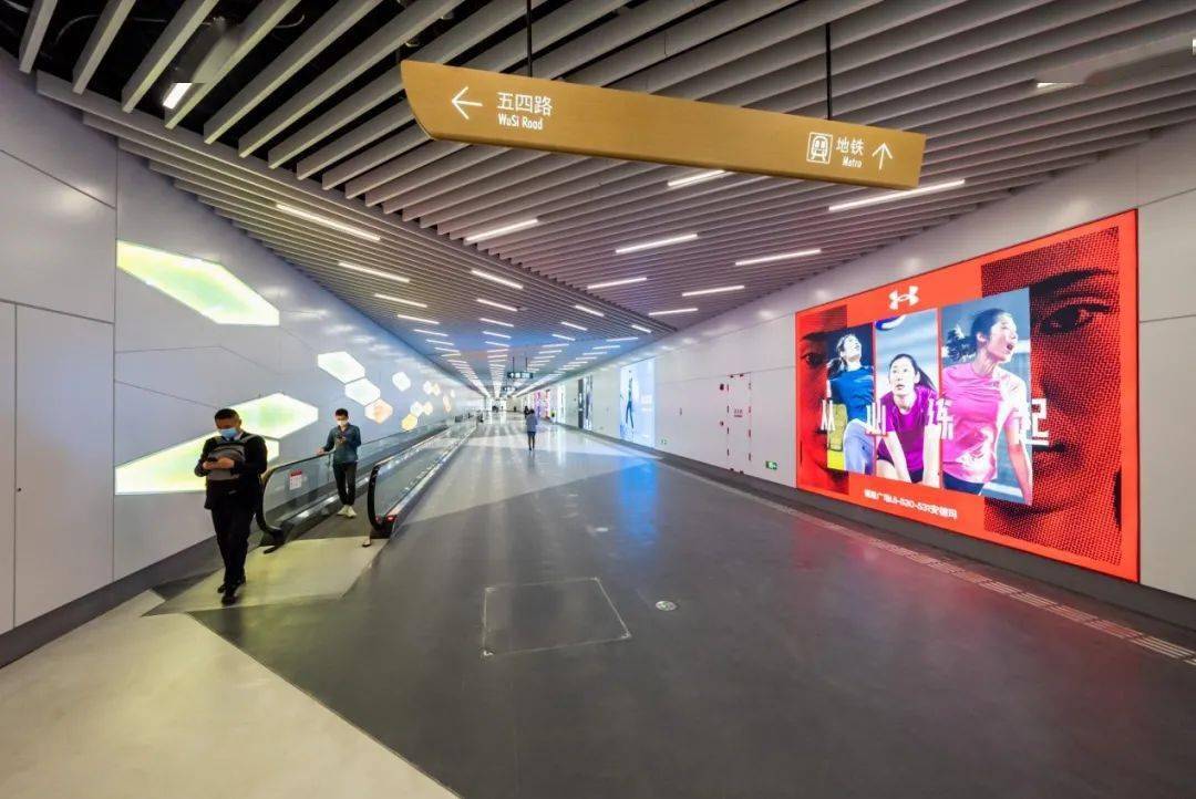 不用上地面!地铁2号线人民广场站a口一直通往