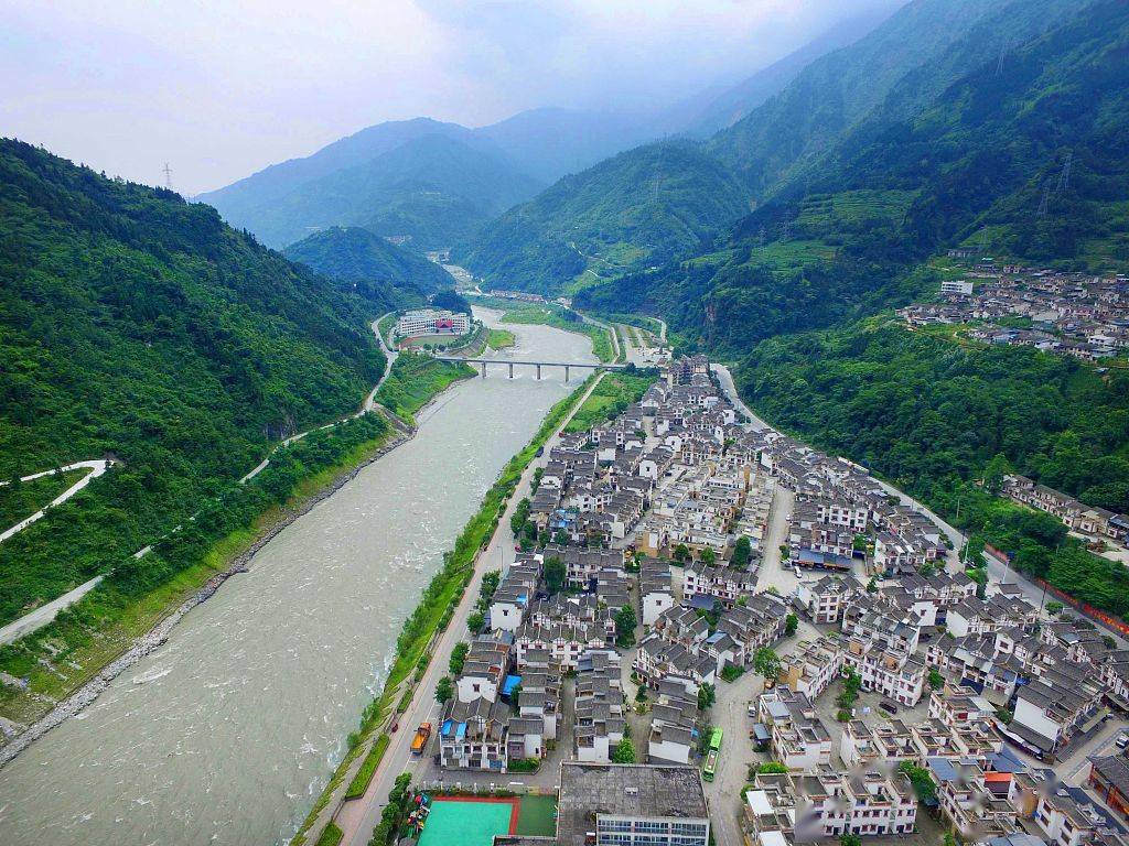 2017年6月26日,四川阿坝,震后重建的汶川县映秀镇.(来源:视觉中国)