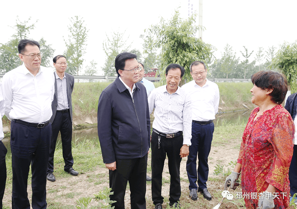 邳州发布) 5月19日,市委书记吴卫东带领相关部门负责人,深入宿羊山镇