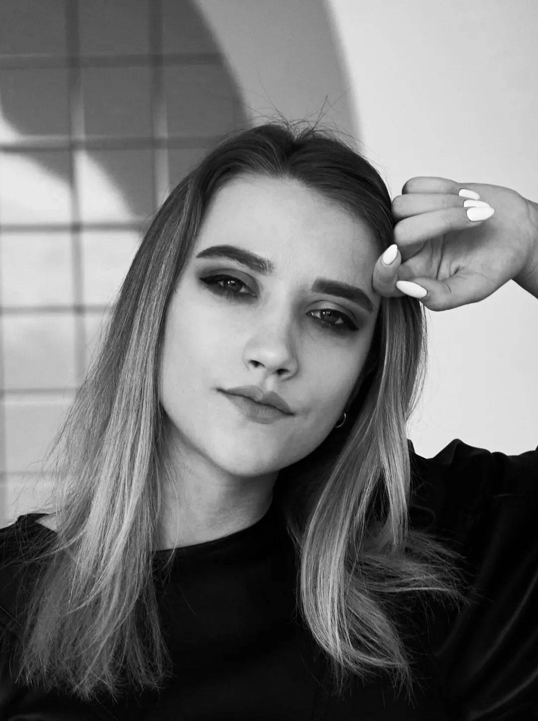 alina berezovetskaya是一位来自乌克兰的室内设计师,她擅长打造温柔