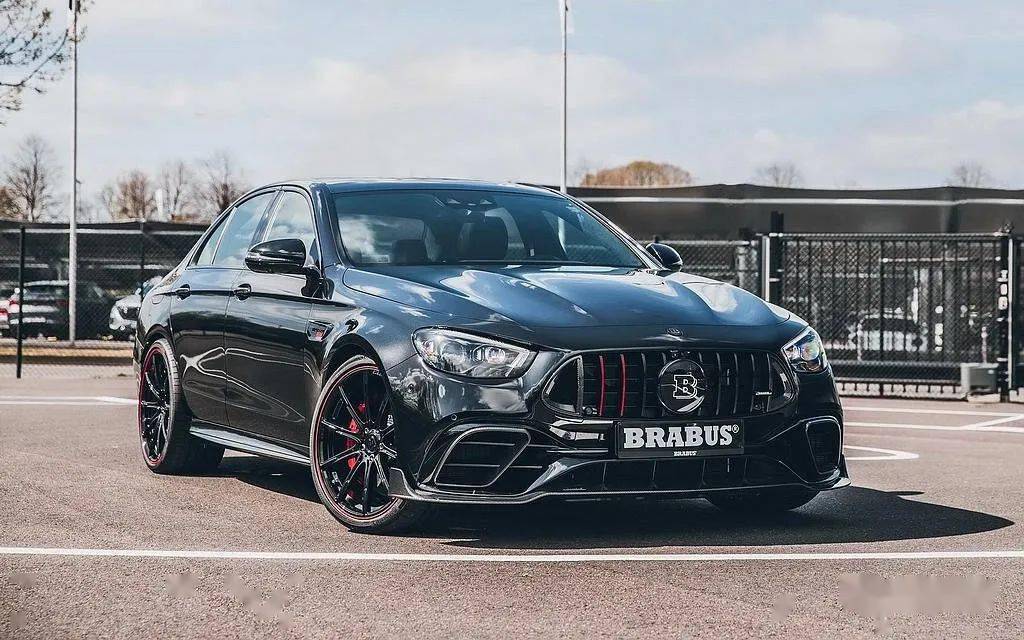 动力猛暴无比mercedesamge63s晋级brabus800