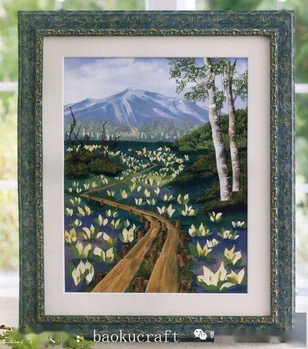 有详细的押花图解和精彩的作品,还有其它的押花风景,饰品制作等
