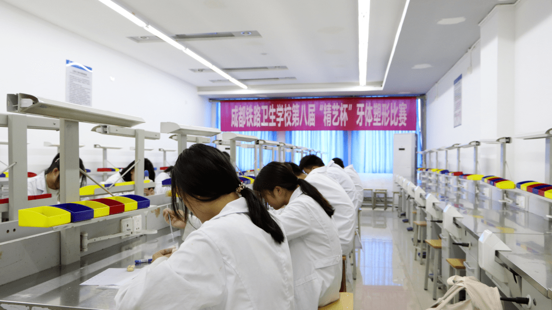 医药类人才的"摇篮",成都铁路卫生学校的这两个专业有
