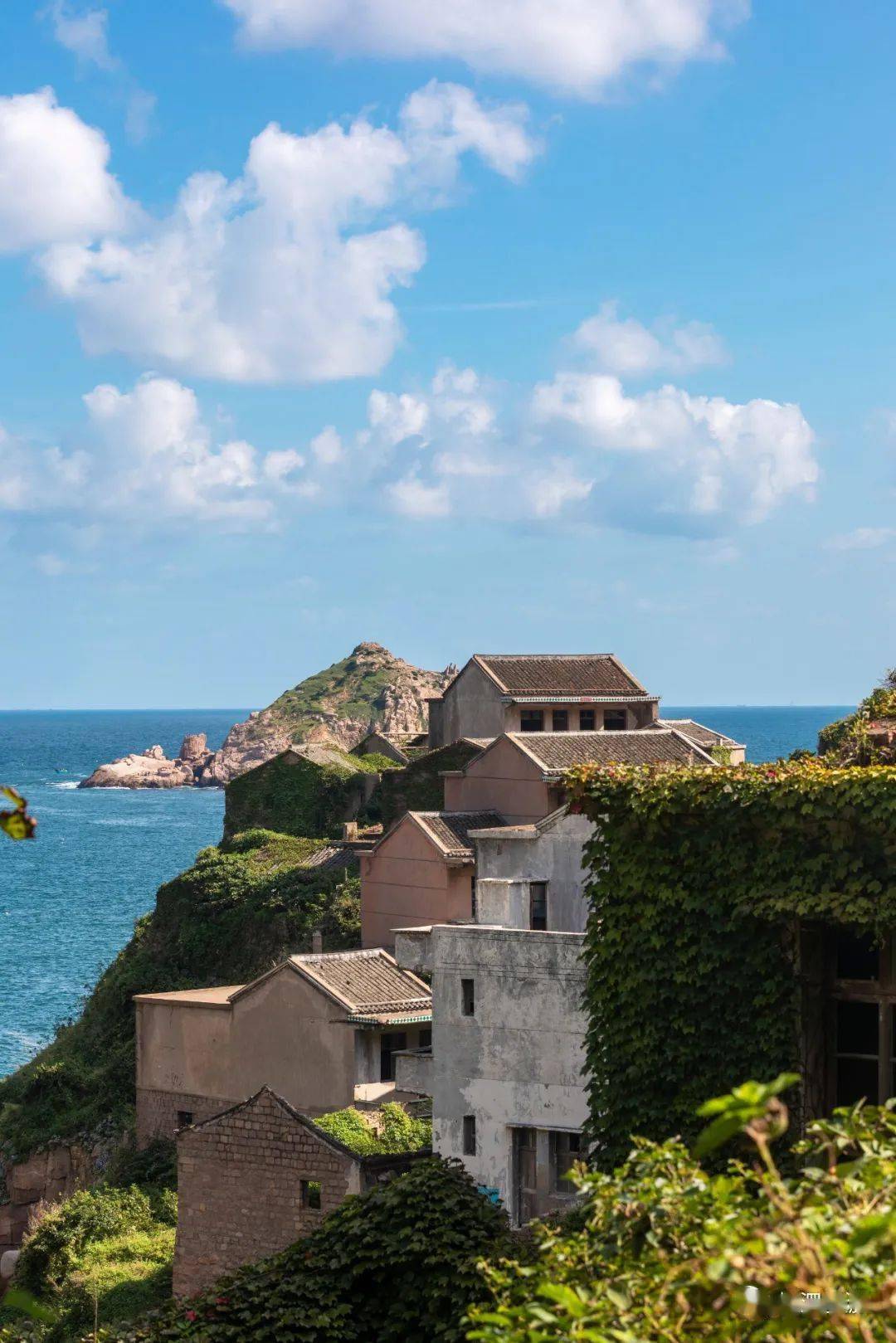这条新增航线不仅直通黄龙岛,还能带你畅游嵊山,枸杞岛,7月1日将首航!