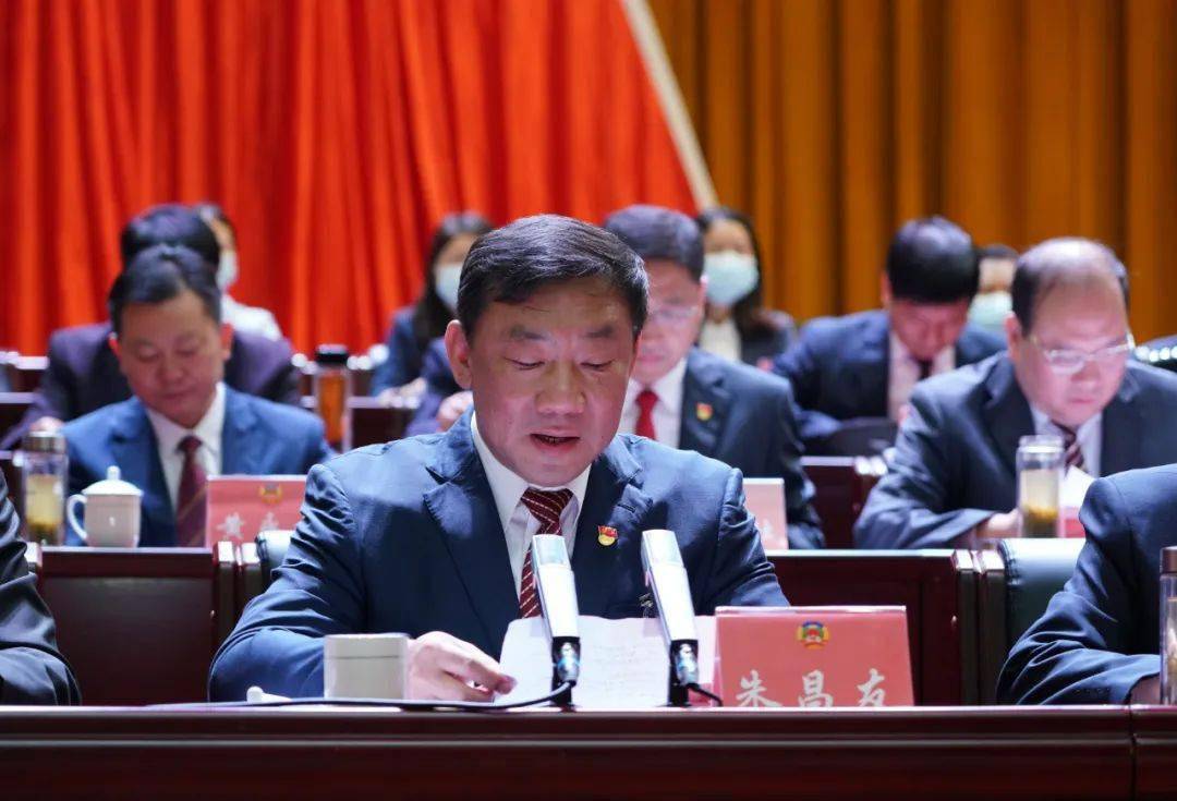 县政协领导胡光志,叶先高,朱昌友,吴克君,谭先阳,徐新河,大会秘书长